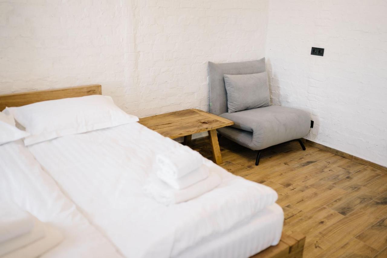 Hotel Dynasty Kamianets-Podilskyi Luaran gambar
