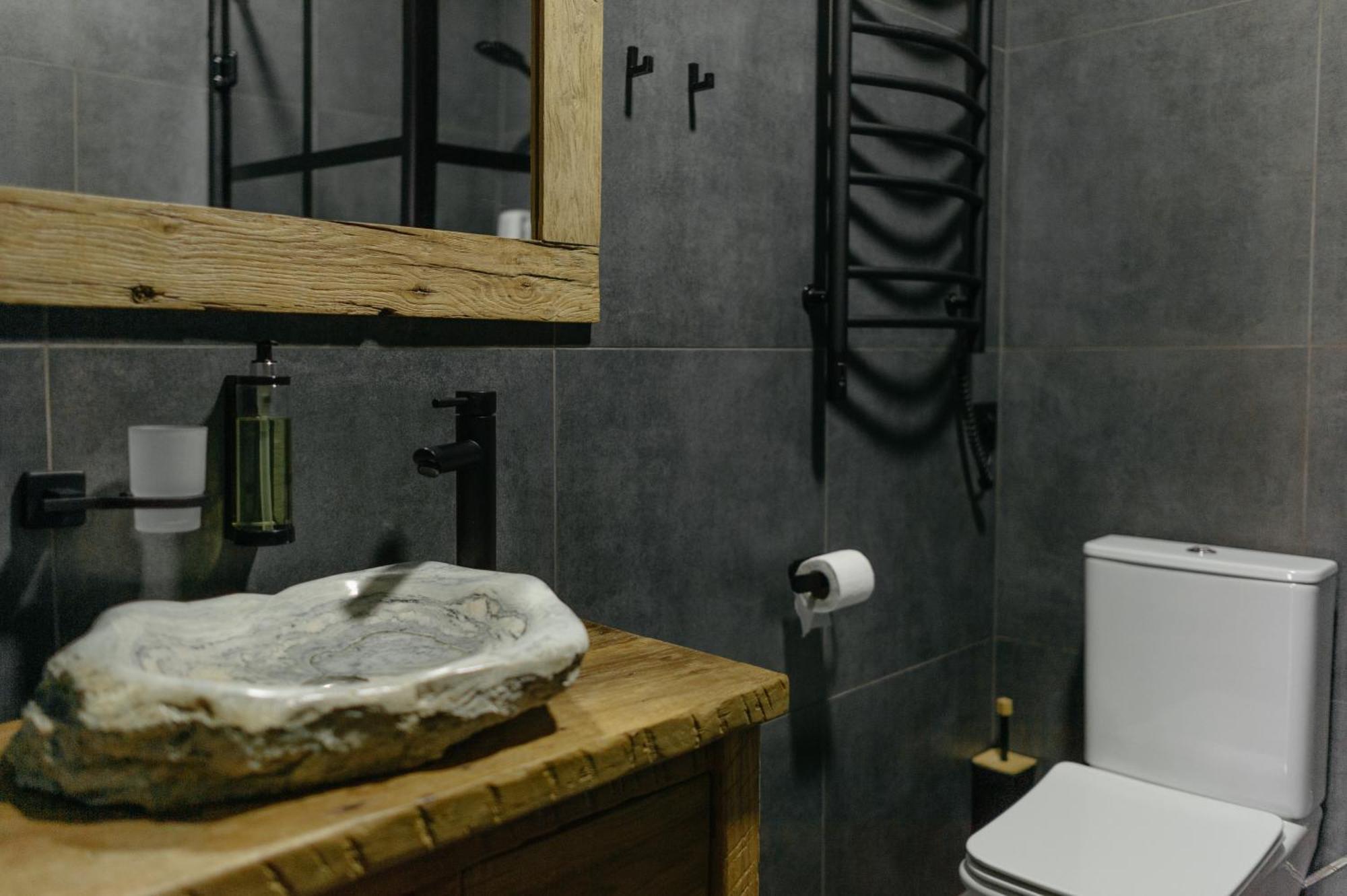 Hotel Dynasty Kamianets-Podilskyi Luaran gambar